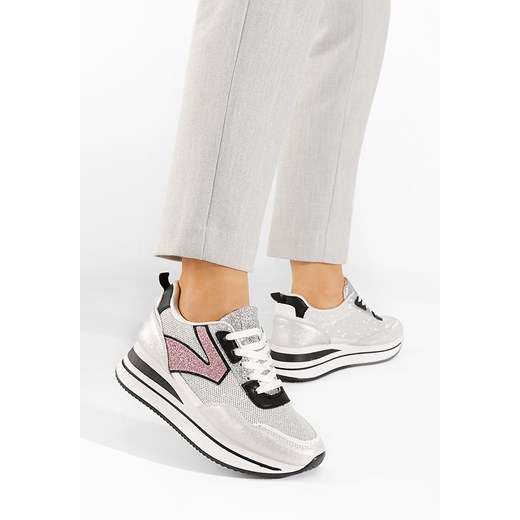 Srebrne sneakersy damskie na koturnie Tarika ze sklepu Zapatos w kategorii Buty sportowe damskie - zdjęcie 151118586
