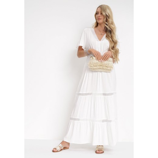 Biała Sukienka Maxi z Gumką w Talii i Koronkowymi Lamówkami Kelbie S Born2be Odzież okazyjna cena