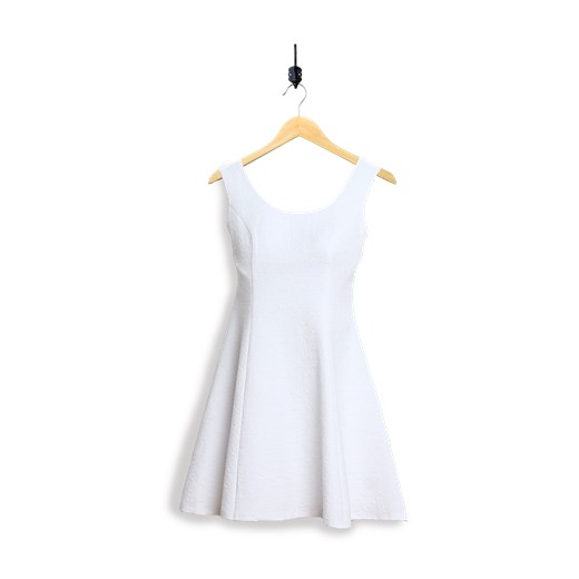 Biała rozkloszowana sukienka bialcon-pl bialy dziewczęce