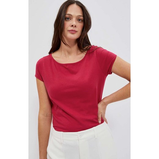 Bawełniany gładki t-shirt w kolorze czerwonym 4052, Kolor czerwony, Rozmiar XS, Moodo ze sklepu Primodo w kategorii Bluzki damskie - zdjęcie 152414588