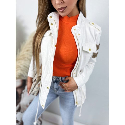 Kurtka katana biała z pagonami i naszywkami na rękawie W370 Ciminy S/36 Charlotte Fashion