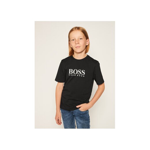 Boss T-Shirt J25P13 S Czarny Regular Fit 6Y MODIVO