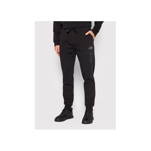 Boss Spodnie dresowe NBA Slamdunk2_2 50461960 Czarny Regular Fit XXL okazja MODIVO
