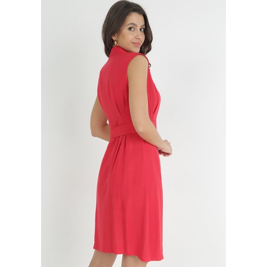 Czerwona Kopertowa Sukienka Midi z Wiskozy z Paskiem Ziceza S okazja Born2be Odzież