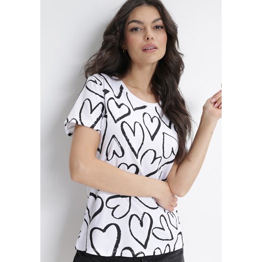 Biały Bawełniany T-shirt z Nadrukiem w Serca Maedinn S okazja Born2be Odzież