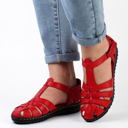 Czerwone skórzane sandały damskie z zakrytymi palcami T.SOKOLSKI A88 37 suzana.pl