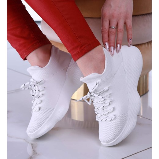Białe buty sportowe na niskim koturnie i platformie /E1-3 13518 T236/ ze sklepu Pantofelek24.pl w kategorii Buty sportowe damskie - zdjęcie 153058989