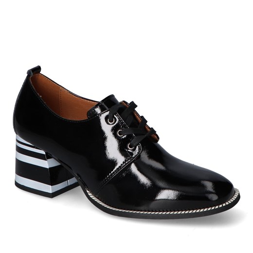 Półbuty Gamis 5308/A128/1+Biały Czarne Lakier ze sklepu Arturo-obuwie w kategorii Półbuty damskie - zdjęcie 153069055