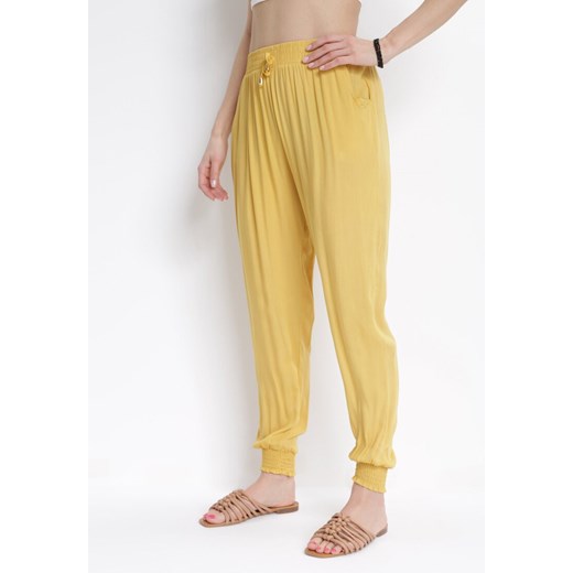 Żółte Spodnie Lid ze sklepu Born2be Odzież w kategorii Spodnie damskie - zdjęcie 153138525