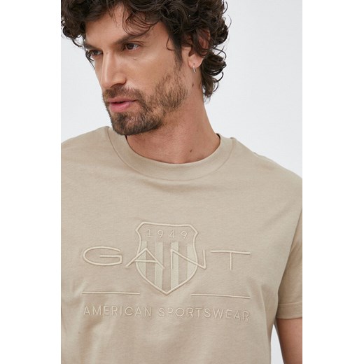 Gant t-shirt bawełniany kolor beżowy z aplikacją ze sklepu ANSWEAR.com w kategorii T-shirty męskie - zdjęcie 153144345