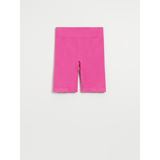 Różowe szorty kolarki z prążkowanej dzianiny - House M House