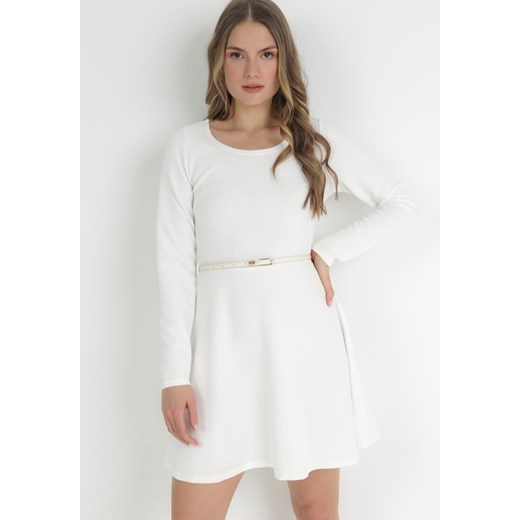 Biała Gładka Sukienka Mini z Długimi Rękawami Irimona ze sklepu Born2be Odzież w kategorii Sukienki - zdjęcie 153161396