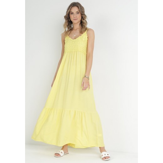 Żółta Sukienka Maxi z Ażurowym Dekoltem i Falbaną na Dole z Wiskozy Nelnin ze sklepu Born2be Odzież w kategorii Sukienki - zdjęcie 153197629
