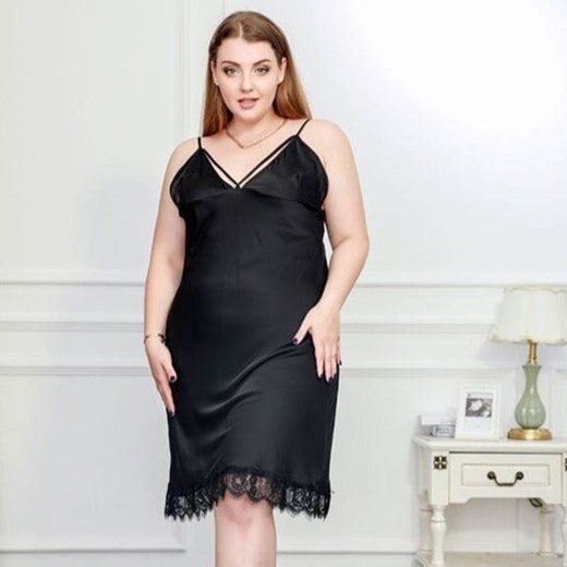 Satynowa Koszula Nocna Plus Size Z Koronkowym Wykończeniem Vesporia XL Vesporia