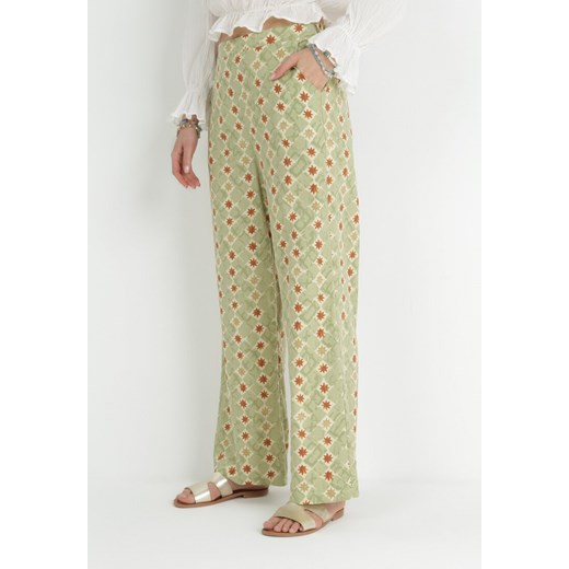 Jasnozielone Szerokie Spodnie Bawełniane w Fantazyjny Nadruk Miia ze sklepu Born2be Odzież w kategorii Spodnie damskie - zdjęcie 153232748
