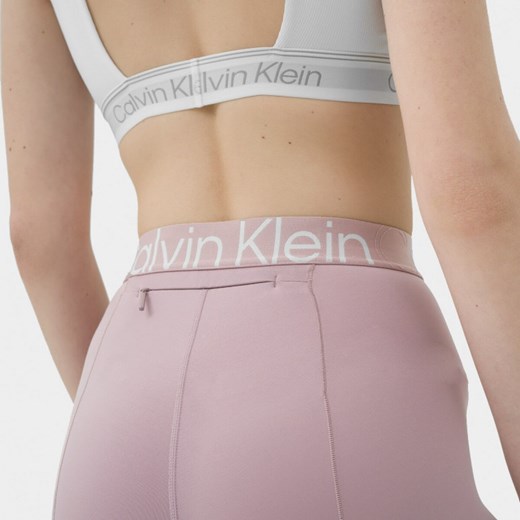 Spodnie damskie Calvin Klein na wiosnę 