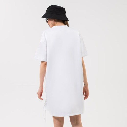 Sukienka Adidas biała mini z okrągłym dekoltem 