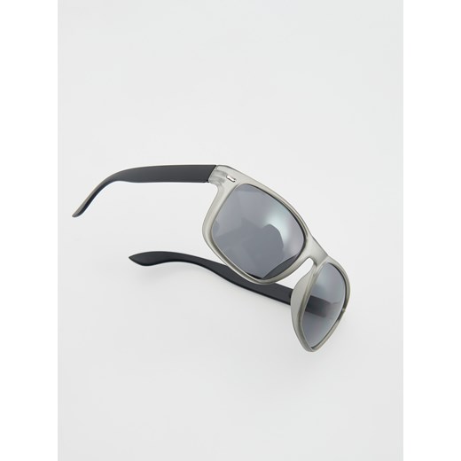 Reserved - Okulary przeciwsłoneczne WAYFARER - Jasny szary Reserved ONE SIZE Reserved