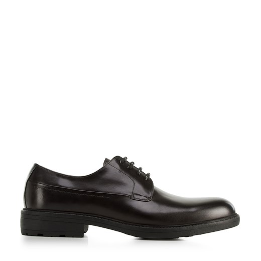 Męskie buty derby skórzane na grubej podeszwie czarne ze sklepu WITTCHEN w kategorii Buty eleganckie męskie - zdjęcie 153706656