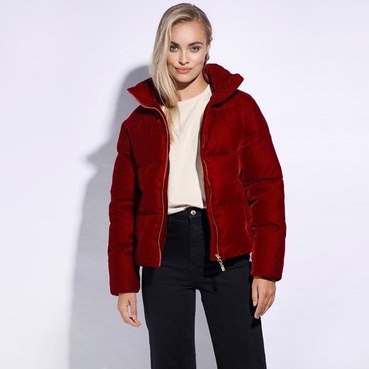 Damska kurtka z weluru pikowana czerwona ze sklepu WITTCHEN w kategorii Kurtki damskie - zdjęcie 153718678