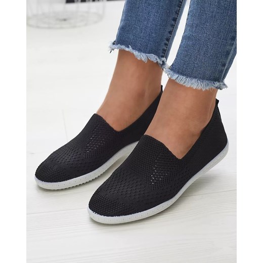 Damskie ażurowe tenisówki slip on w kolorze czarnym Kamiosa- Obuwie Royalfashion.pl 36 okazja royalfashion.pl