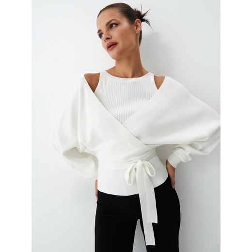 Mohito - Sweter z odkrytymi ramionami - Kremowy Mohito L promocyjna cena Mohito
