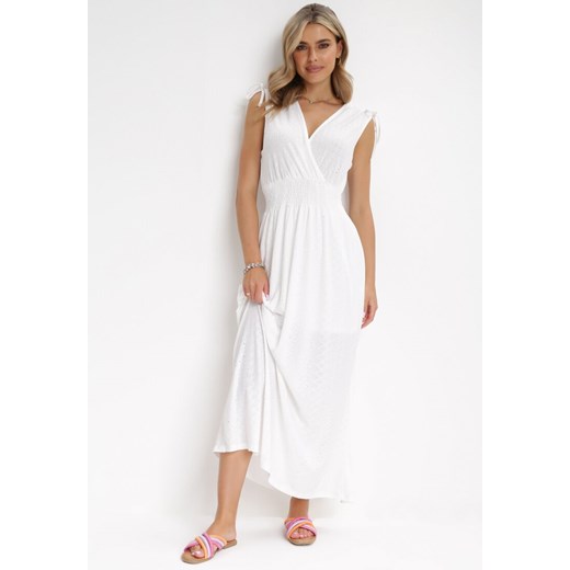 Biała Rozkloszowana Sukienka Maxi Travili ze sklepu Born2be Odzież w kategorii Sukienki - zdjęcie 154440068