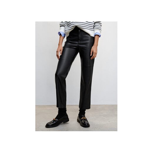 Mango Spodnie z imitacji skóry Lille 47010031 Czarny Regular Fit Mango 46 MODIVO