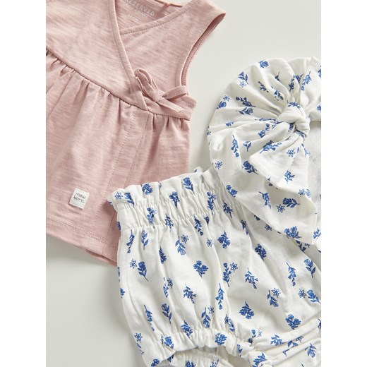 Reserved komplet niemowlęcy 