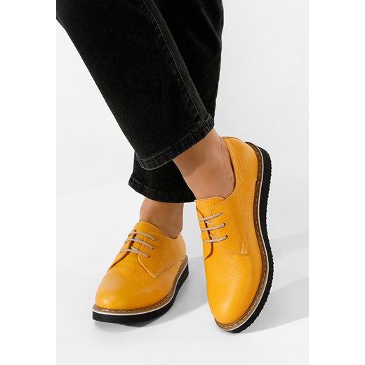 Żółte oxfordy damskie skórzane Casilas ze sklepu Zapatos w kategorii Półbuty damskie - zdjęcie 155935835