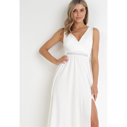 Biała Sukienka Rozkloszowana Maxi z Paskiem w Cyrkonie i Wycięciem Neorise ONE SIZE promocja Born2be Odzież