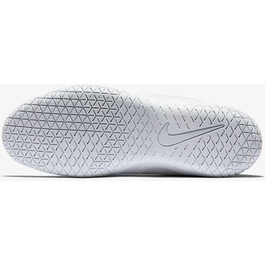 Buty sportowe damskie białe Nike sznurowane płaskie 