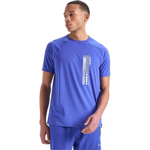 T-shirt męski Diadora z krótkim rękawem niebieski wiosenny w sportowym stylu 