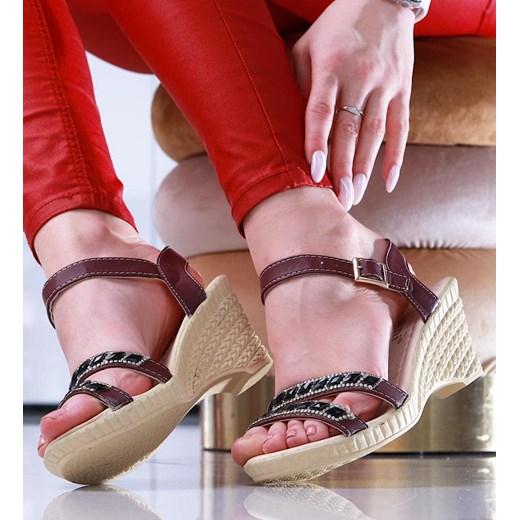 Bordowe sandały na niskim koturnie /H2-B1-2 13885 T122/ ze sklepu Pantofelek24.pl w kategorii Sandały damskie - zdjęcie 156229417