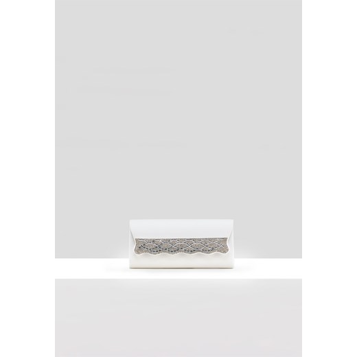 Biała kopertowa torebka z ozdobnym wzorem ze sklepu Molton w kategorii Kopertówki - zdjęcie 156239985