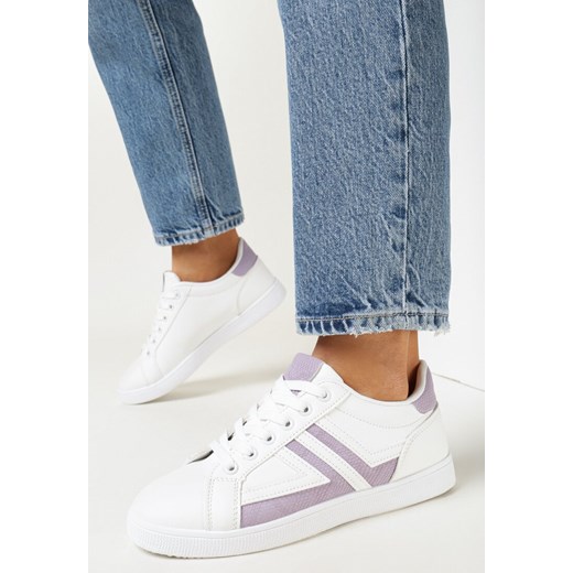 Biało-Fioletowe Sneakersy z Cholewką przed Kostkę z Modnymi Przeszyciami Cassamisia ze sklepu born2be.pl w kategorii Buty sportowe damskie - zdjęcie 156781377