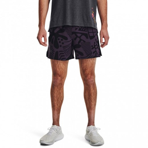 Męskie spodenki do biegania Under Armour UA Run In Peace Shorts - czarne ze sklepu Sportstylestory.com w kategorii Spodenki męskie - zdjęcie 156840298