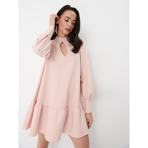 Sukienka Mohito casual z długim rękawem mini