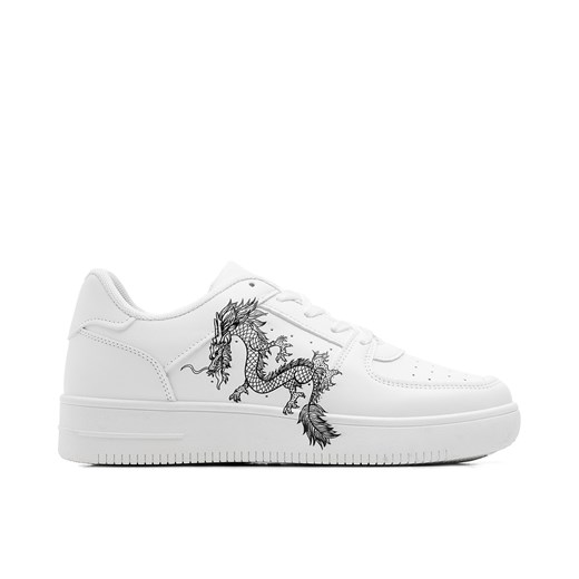 Cropp - Białe sneakersy z motywem smoka - biały ze sklepu Cropp w kategorii Buty sportowe damskie - zdjęcie 156855386