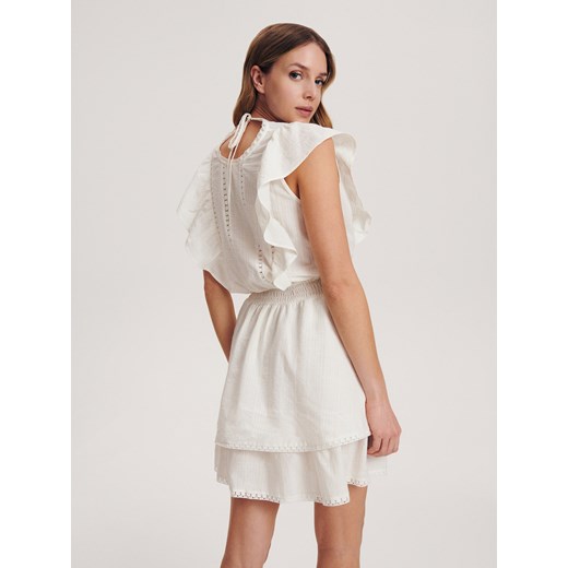Reserved sukienka casual biała 