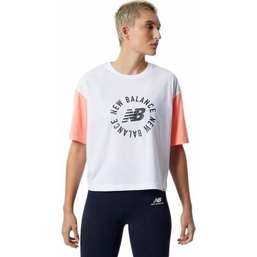 Koszulka damska Sport Seasonal Tee New Balance ze sklepu SPORT-SHOP.pl w kategorii Bluzki damskie - zdjęcie 156955948