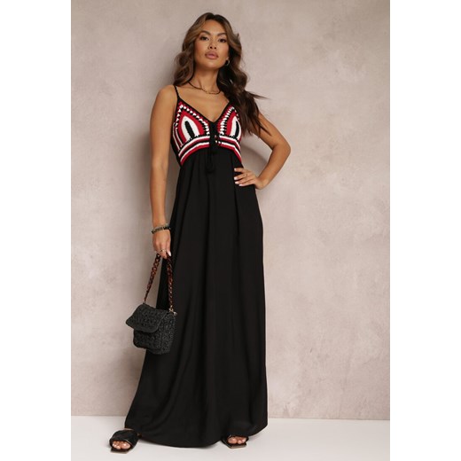Czarna Bawełniana Sukienka Maxi z Szydełkową Górą i Gumkami na Plecach Jennesia ze sklepu Renee odzież w kategorii Sukienki - zdjęcie 157053376