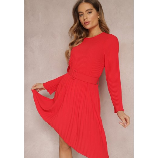 Czerwona Sukienka Plisowana z Paskiem Phile ze sklepu Renee odzież w kategorii Sukienki - zdjęcie 157082177