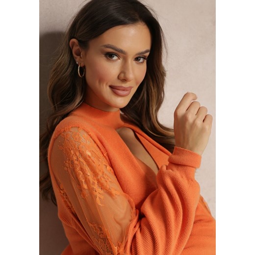 Pomarańczowy Sweter z Golfem Wycięciem i Koronką na Rękawie Indiah Renee M promocyjna cena Renee odzież