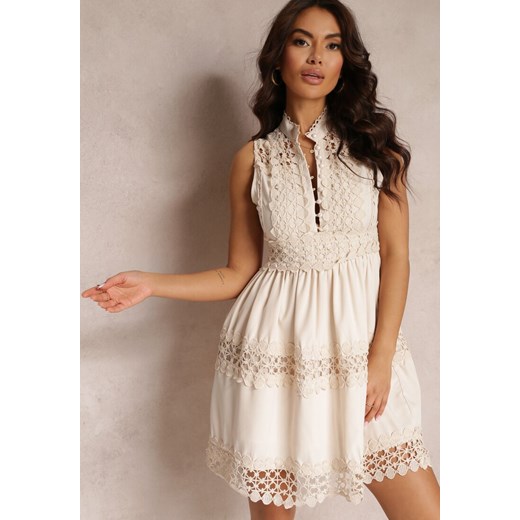 Jasnobeżowa Sukienka Athethra ze sklepu Renee odzież w kategorii Sukienki - zdjęcie 157103869