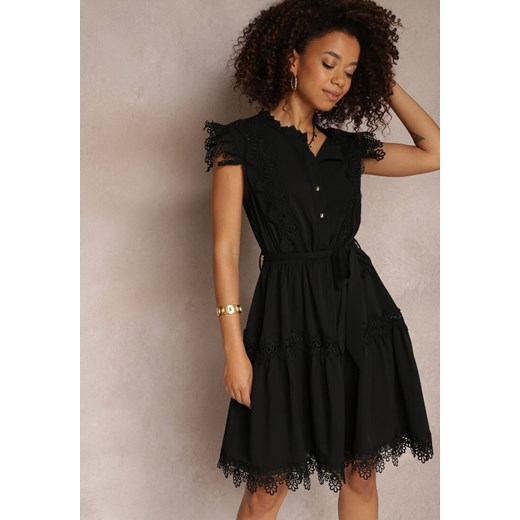 Czarna Sukienka Rozkloszowana z Wiązanym Paskiem i Koronką Oninka ze sklepu Renee odzież w kategorii Sukienki - zdjęcie 157113786