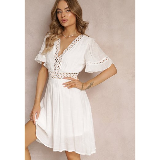 Biała Koronkowa Sukienka Mini z Ozdobnymi Rękawami i Gumkami w Pasie Syia ze sklepu Renee odzież w kategorii Sukienki - zdjęcie 157119727