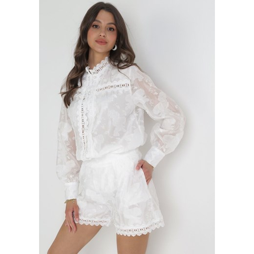 Biały Koronkowy Komplet z Szortami i Koszulą Evanilla ze sklepu Born2be Odzież w kategorii Komplety i garnitury damskie - zdjęcie 157160057