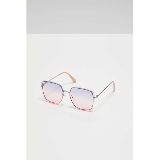 Okulary przeciwsłoneczne z cieniowanymi szkłami różowe ze sklepu Moodo.pl w kategorii Okulary przeciwsłoneczne damskie - zdjęcie 157269305