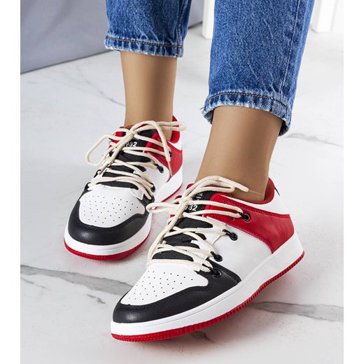 Czarno-czerwone retro sneakersy Shari ze sklepu gemre w kategorii Buty sportowe damskie - zdjęcie 157576267